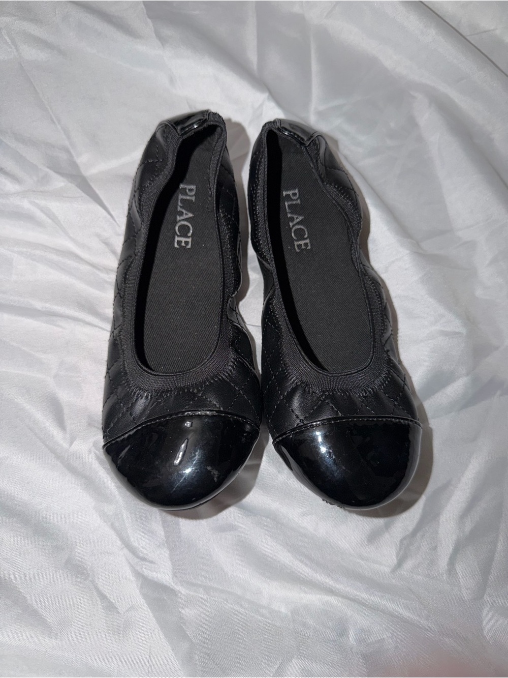 PLACE Black Quilted Ballet Flats with Patent Toe